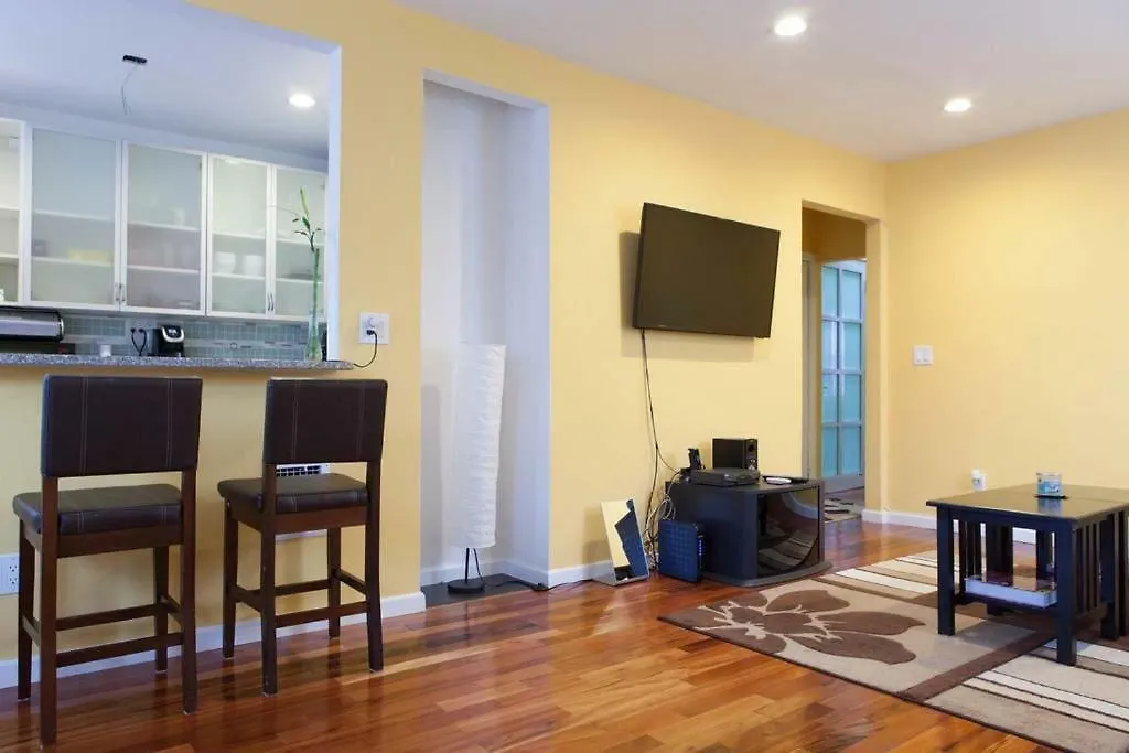 Maspeth House New York Apartment 0*,